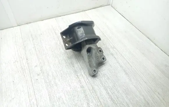Peugeot 308 Engine mount bracket 9681855180