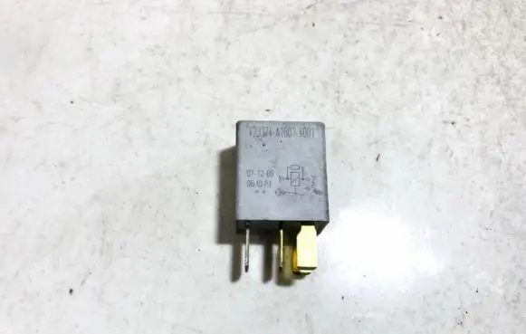 Toyota Aygo AB10 Other relay v23374a1601x001 v23374-a1601-x001