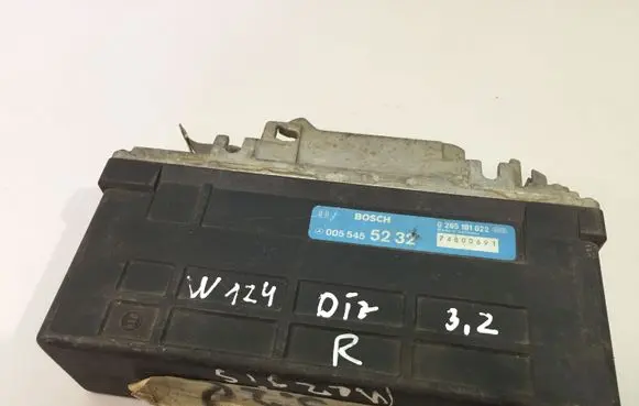 Mercedes-Benz E W124 ABS control unit/module 0055455232 0265101022