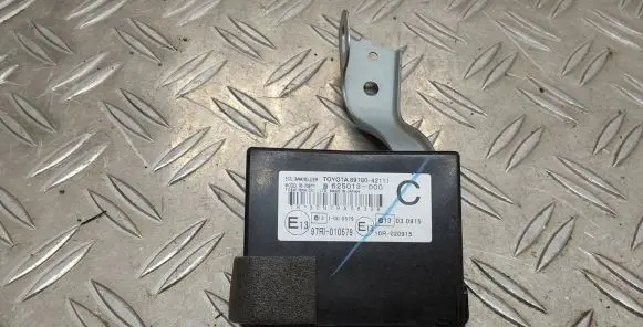 Toyota RAV 4 (XA30) Immobilizer control unit/module 8978042111