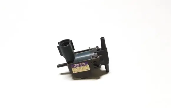 Vacuum valve