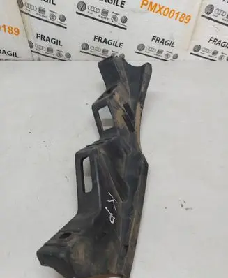 Volkswagen PASSAT B6 Front bumper mounting bracket 3C0807889
