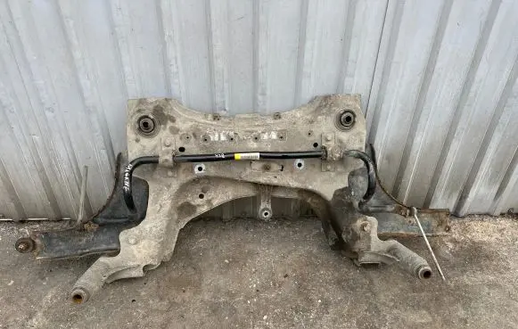 Renault Megane III Front subframe