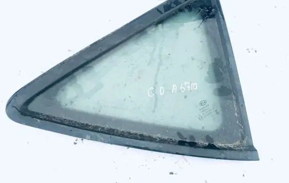 KIA Ceed Rear side window