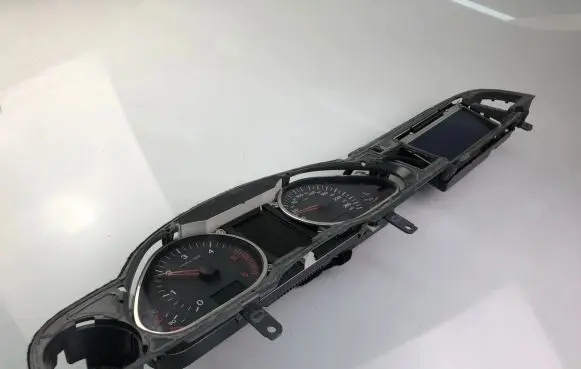 Audi A6 S6 C6 4F Speedometer (instrument cluster) 4F0920901C
