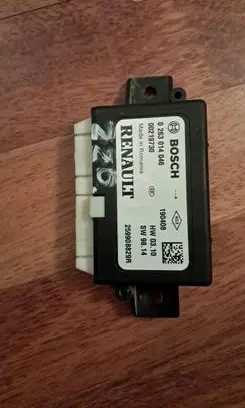 Renault Captur Parking PDC control unit/module 259908829R