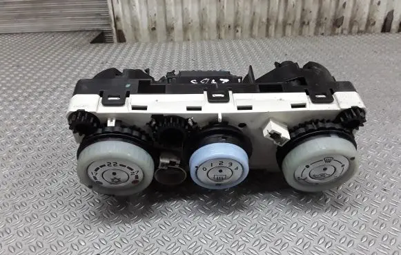 Mitsubishi Colt Climate control unit 69667016
