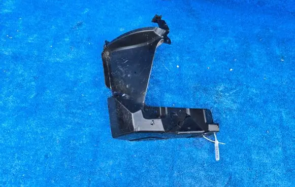 BMW 4 F32 F33 Front bumper mounting bracket 8054580