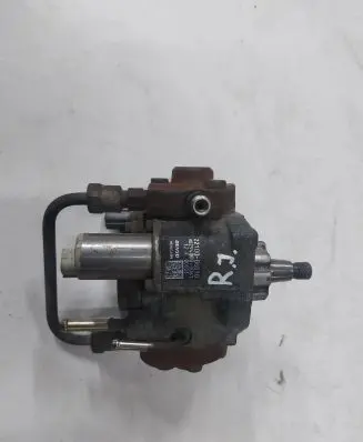 Toyota Avensis T250 Fuel injection high pressure pump 221000G010 HU2940000061
