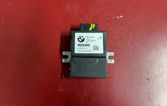BMW X4 G02 Fuel injection pump control unit/module 7490824 16147490824