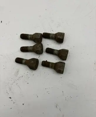Nuts/bolts
