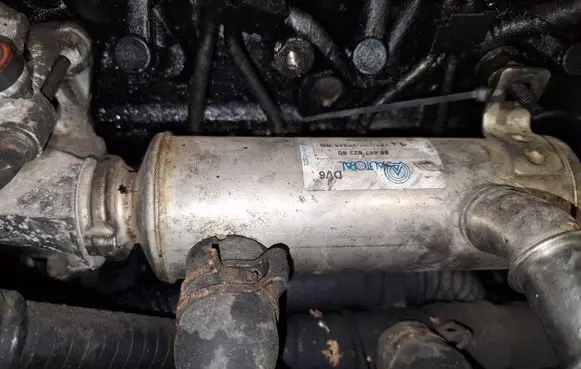 Ford Focus C-MAX EGR valve cooler 964676228q