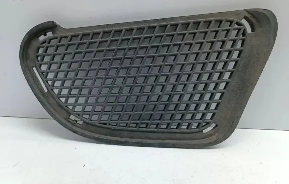 Mercedes-Benz Vaneo W414 Front bumper lower grill A4148850122 4148850122