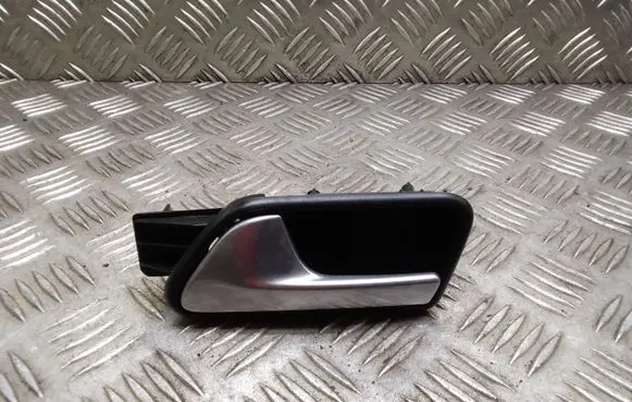 Volkswagen Touran I Rear door interior handle 1T0839113