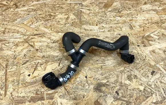 Mercedes-Benz C W205 Engine coolant pipe/hose A2055013984
