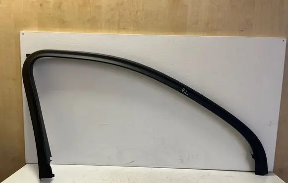 Audi Q7 4M Other front door trim element 4M0867587