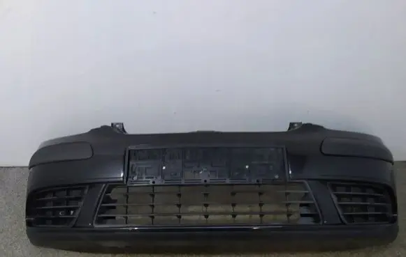 Volkswagen Golf V Front bumper