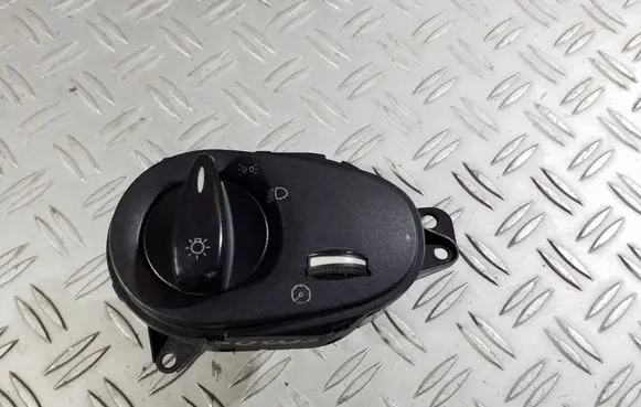Ford Focus Light switch 98AG13A024EE 04052543