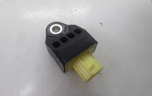 Subaru Outback Airbag deployment crash/impact sensor 98237AG020