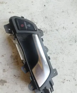 Audi A4 S4 B8 8K Front door interior handle 8K0837019