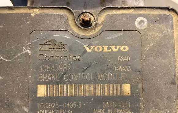 Volvo V70 ABS Pump P30643979 139841 10020404144