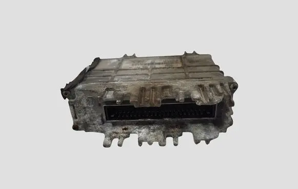 Volkswagen Polo III 6N 6N2 6NF Engine control unit/module ECU 030906027AA 0261204617
