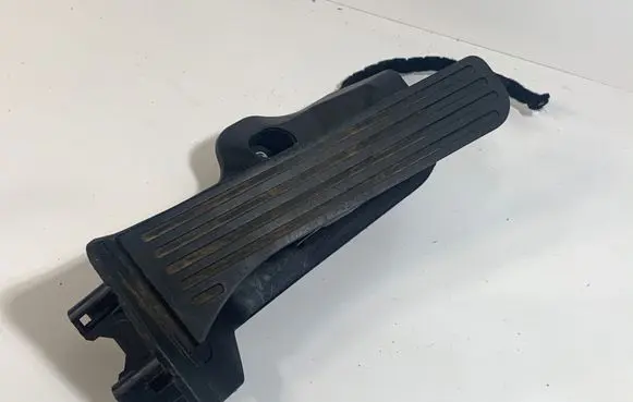 Audi A3 S3 A3 Sportback 8P Accelerator throttle pedal 1K2723503K