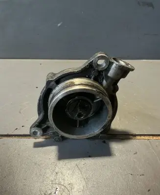 BMW X5 E53 Vacuum pump 7795142 05T0972056