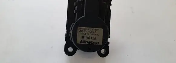 Mitsubishi Outlander A/C air flow flap actuator/motor 