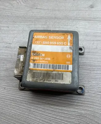 Audi A4 S4 B5 8D Airbag control unit/module 8A0959655C 0285001038 96T0827300