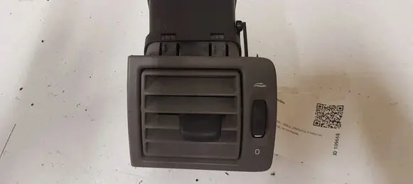 Volvo V50 Dashboard side air vent grill/cover trim