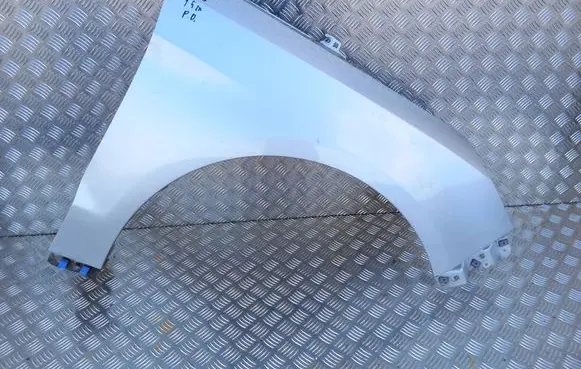 Ford Galaxy Fender