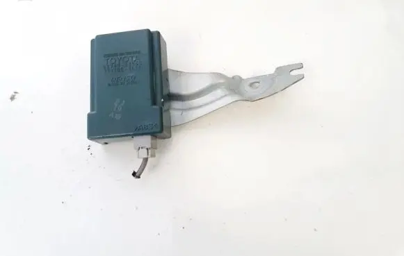 Lexus IS 220D-250-350 Door control unit/module 8974053060 251300-3520