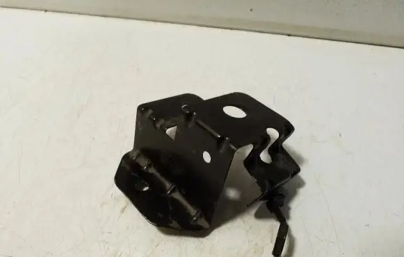 Volvo XC40 Other engine bay part 32221217