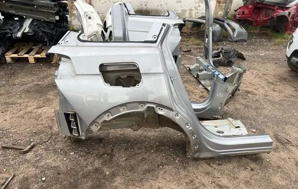Peugeot 5008 II Rear quarter panel 