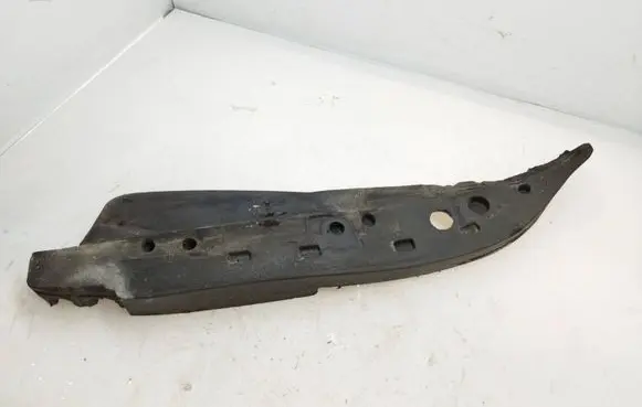 Volkswagen Touareg II Fender foam support/seal 7P6864236