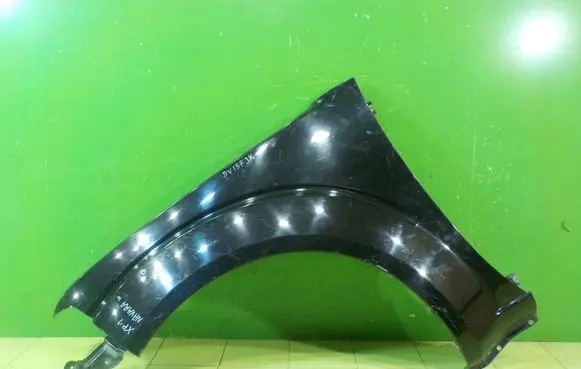 Nissan Navara D40 Fender PRZOD LEWY