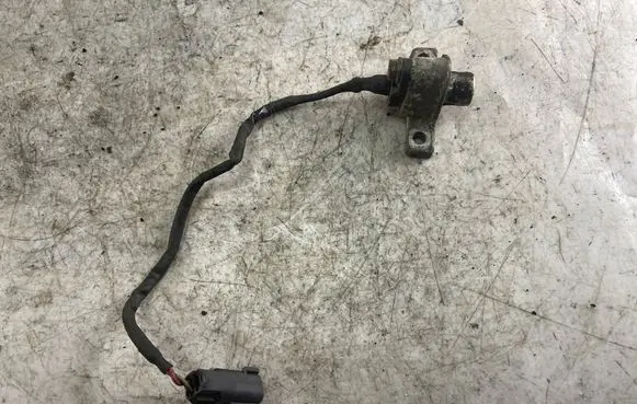 Volvo V70 Crankshaft position sensor 1275789