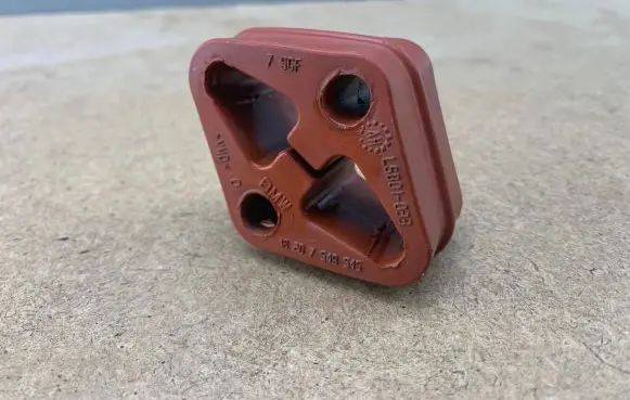 Muffler mount bracket/holder