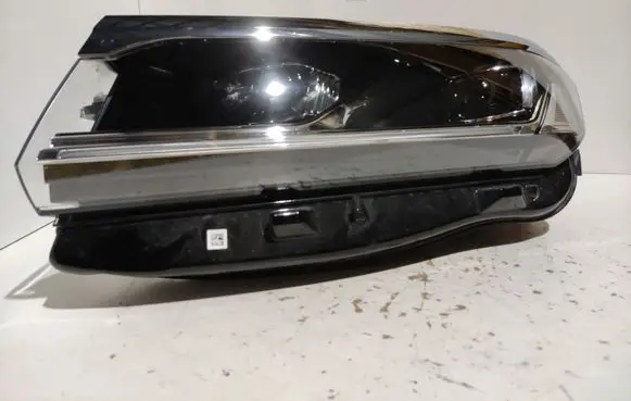 Volkswagen Touareg III Headlight/headlamp 761941035B 27008820
