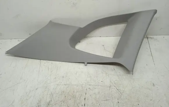 BMW X1 E84 (D)pillar trim (top) 2991311
