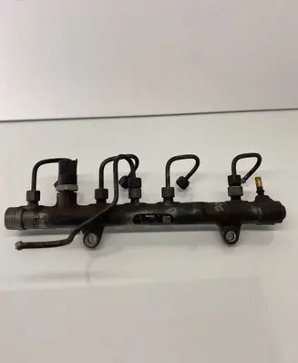 Renault Megane II Fuel main line pipe 0445214065 8200330992