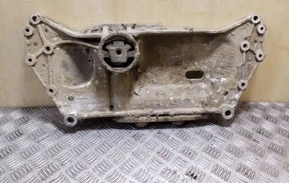 Skoda Octavia Mk2 (1Z) Front subframe 1K0199369G