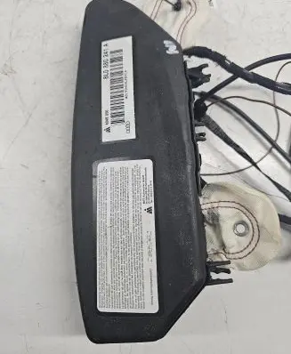 Audi A4 S4 B5 8D Seat airbag 8L0880241A