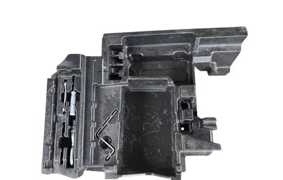 BMW X3 E83 Tool box 7049034 51477049034 527582