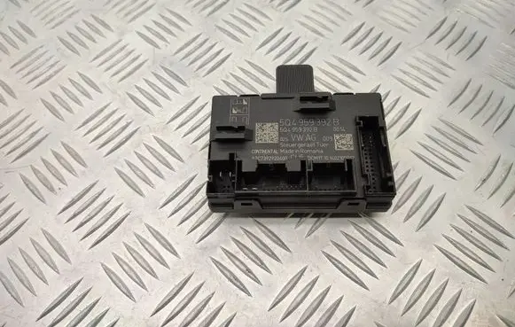 Skoda Octavia Mk3 (5E) Door control unit/module 5Q4959392B