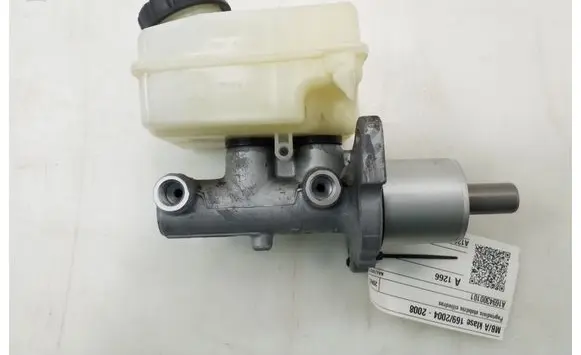 Mercedes-Benz A W169 Master brake cylinder A1694300101