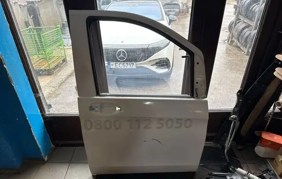 Mercedes-Benz Vito Viano W447 Front door