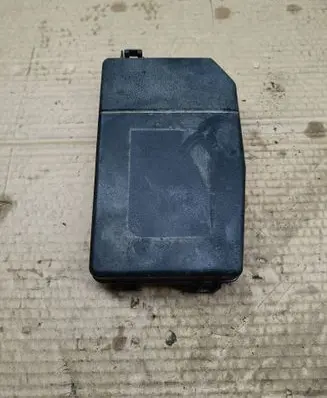 Jaguar X-Type Fuse box cover 71544754