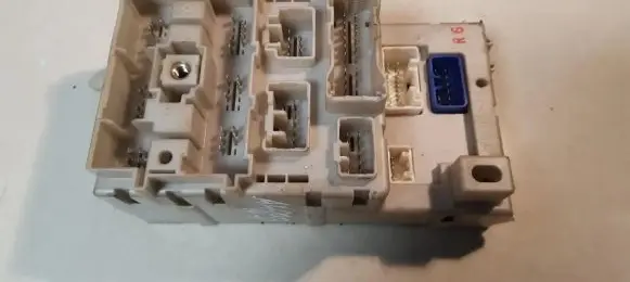 Toyota RAV 4 (XA20) Fuse box set 8273342061 82733-42061